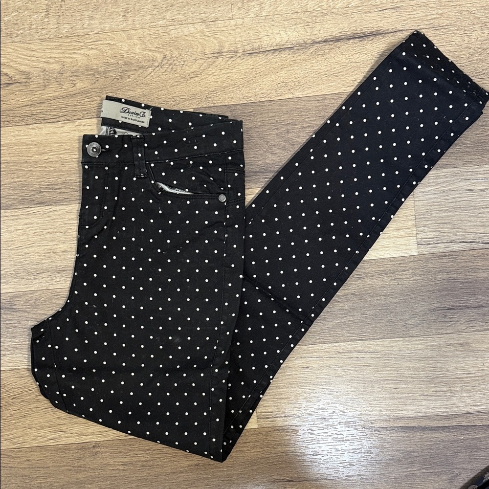 Denim&Co Black Jeans with White Polka Dots Size 4 Skinny Chino Pants